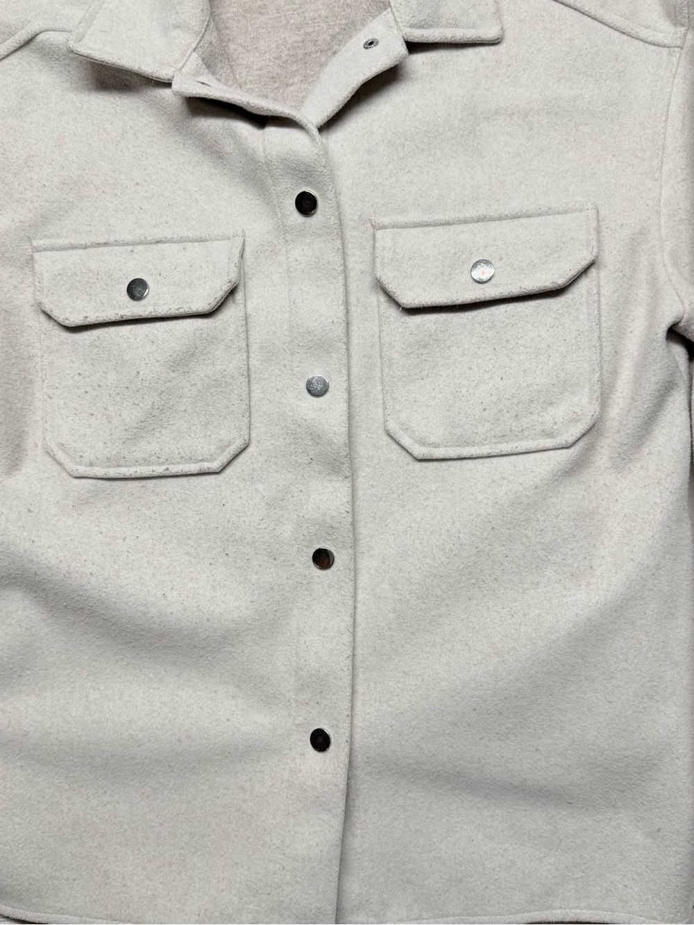 Zara Off-White Button Front Shacket - Picture 2 of 10